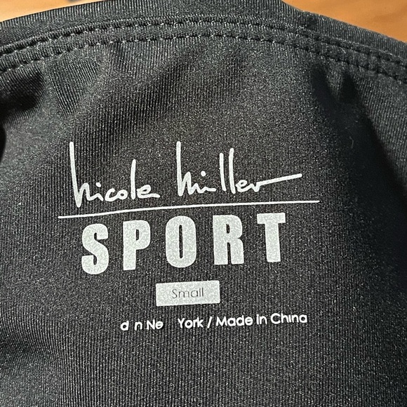 NICOLE MILLER SPORT LEGGING MEDIA POCKETS-WORKOUT WOMEN COLOR BLACK/WHITE LINE S - Picture 10 of 13